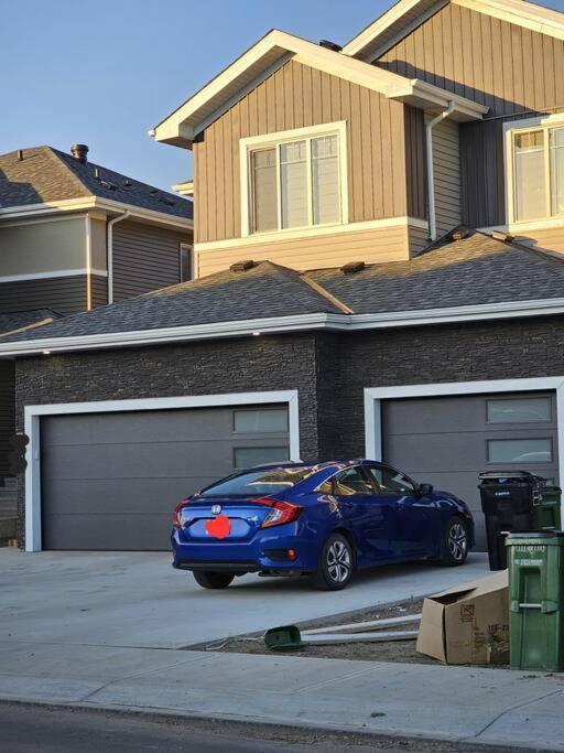 Holiday home Sleek In Trendy Community At Sw, *