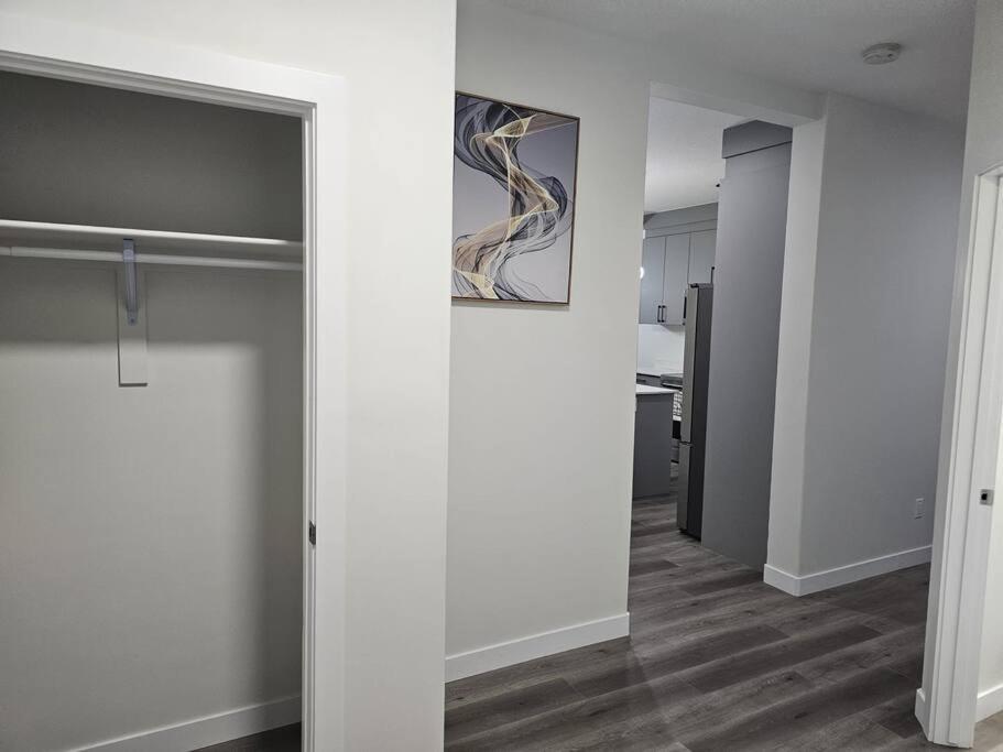 Sleek In Trendy Community At Sw,