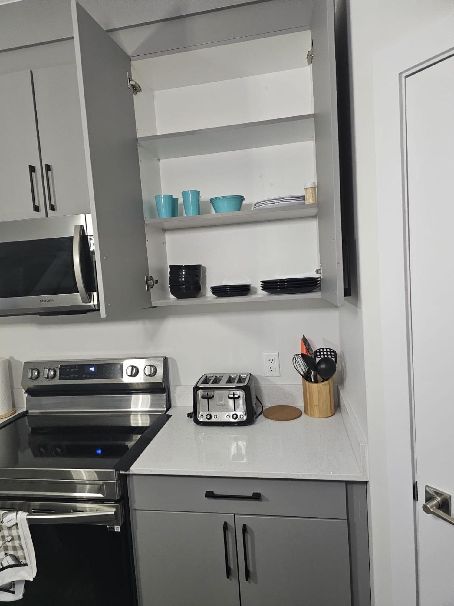 Sleek In Trendy Community At Sw, Edmonton